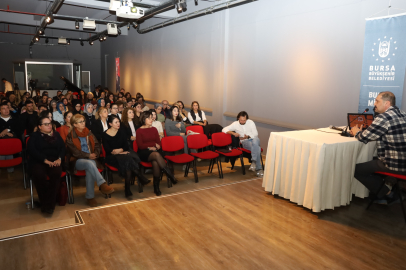 Göçmenlerin kültürel yolculuğu “Kimlik” sergisinde buluştu