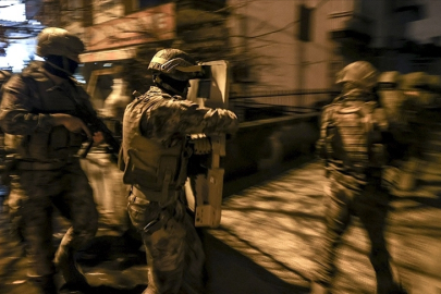 Narkotik baskınında çatışma! Bir polis şehit oldu