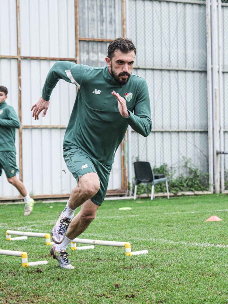 Bursaspor'da Ankara Demirspor mesaisi!-Bursa Hayat Gazetesi-2