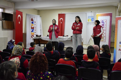 Karacabey’de Dene-Yap Teknoloji Atölyesi'ne yoğun ilgi!