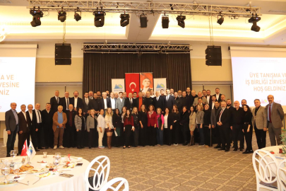 ARSİYAD gücüne güç kattı: 24 yeni üye rozetlerini taktı!