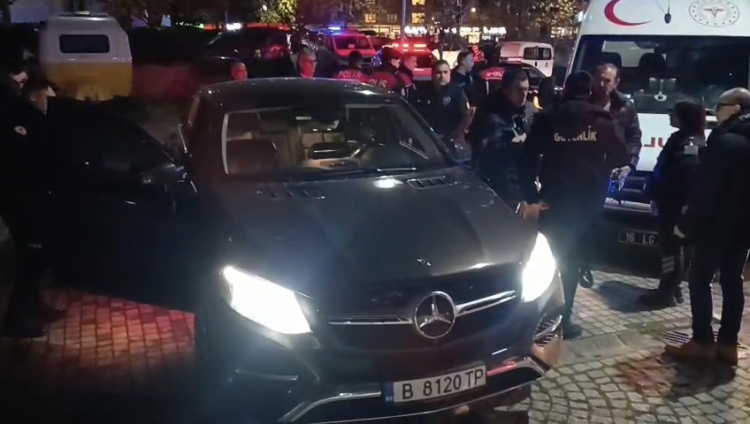 Bursa’da silahlı yaralama! Kendini vurduğunu söyleyen şahıs güvenliğe sığındı-Bursa Hayat-2