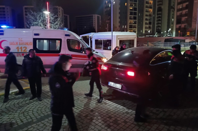 Bursa’da silahlı yaralama! Kendini vurduğunu söyleyen şahıs güvenliğe sığındı