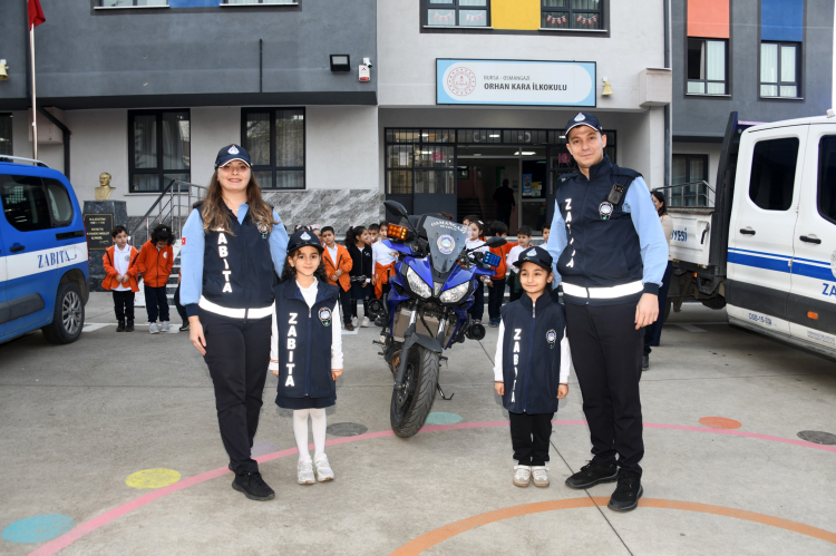 Osmangazi'de miniklere ‘Zabıta Dersi’: Eğlenerek öğrendiler-Bursa Hayat-2