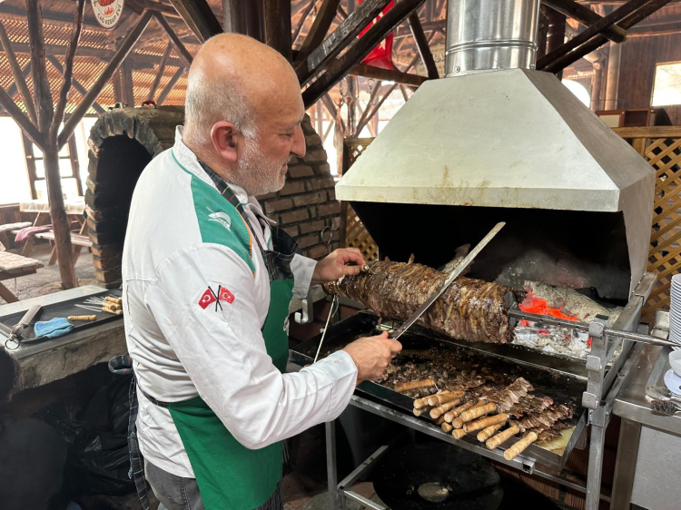 Bursa'da bin yıllık lezzet tarihi hanla buluştu-Bursa Hayat-4
