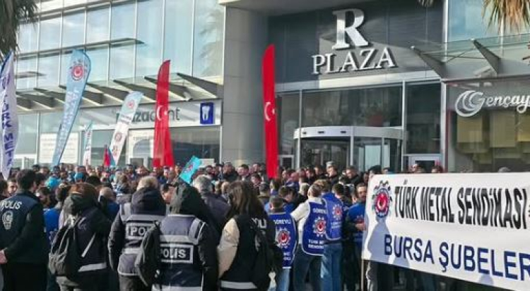 Bursa’da metal işçilerinden eylem! -Bursa Hayat-2