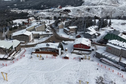 Uludağ yeni sezon için hazırlanıyor! Kar kalınlığı kaç santimetre oldu?