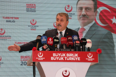 BBP Bursa Kongresi'nde Destici konuştu: Asgari ücret yüzde 50 artırılsın