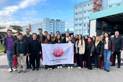 Yeşim Grup, TEV bursiyerlerini Bursa fabrikasında ağırladı