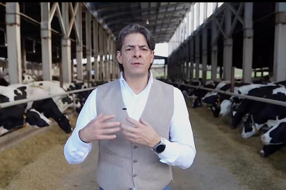 Bursa Damızlık Sığır Yetiştiricileri Birliği’nden istifa! Sencer Solakoğlu görevini bıraktı