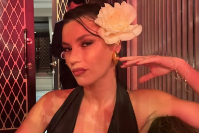 Yüsra Geyik’ten iddialı kıyafet! Siyah elbisesi çok konuldu