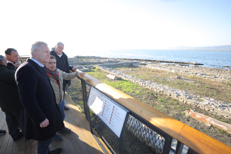 İznik’te özel ziyaret: Wulff tarihle buluştu-Bursa Hayat-3