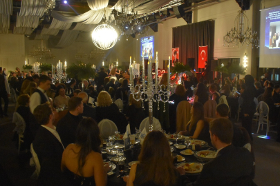 Bursa’da Geleneksel Mimarlar Balosu yoğun katılımla gerçekleşti