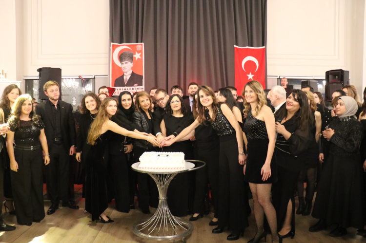 Bursa’da Geleneksel Mimarlar Balosu yoğun katılımla gerçekleşti - Bursa Hayat Gazetesi-4