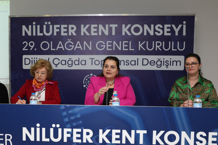 Nilüfer’de dijital çağda toplumsal değişim masaya yatırıldı - Bursa Hayat Gazetesi-4