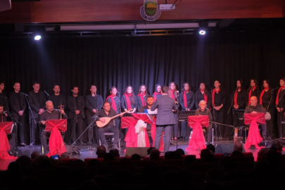 İnegöl Belediyesi THM Gençlik Korosu sanatseverlerle buluştu!