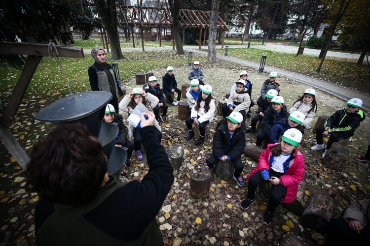 Bursa’da çocuklar doğa bilinciyle büyüyor: 18 bin 248 öğrenciye orman sevgisi kazandırıldı-Bursa Hayat-5