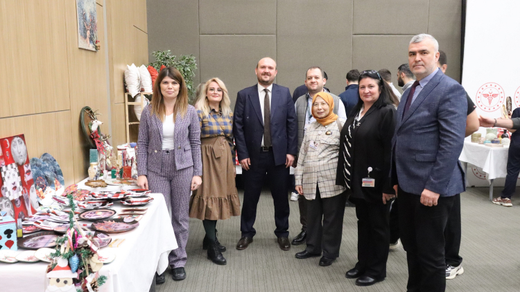 Bursa Şehir Hastanesi’nde ruh sağlığına sanat dokunuşu - Bursa Hayat Gazetesi-2