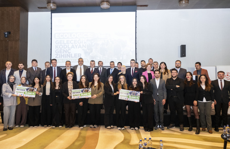 Gençler geleceği kodladı: Yeşil ve dijital dönüşümde genç imzası - Bursa Hayat Gazetesi-2