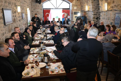 Osmangazi’de ortak akıl buluşması: Mahalle sorunları masaya yatırıldı!