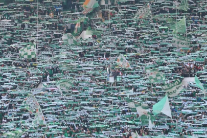 Bursaspor Aliağa FK karşısında aradığı golü bulamadı!