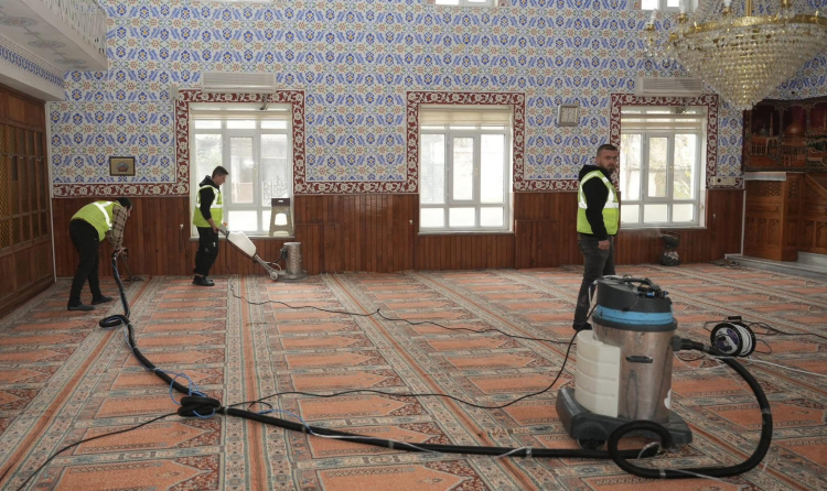 Bursa Yenişehir’de camiler üç aylara hazırlandı - Bursa Hayat Gazetesi-2