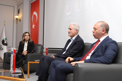 BUSİAD Evi’nde küresel ekonomi masaya yatırıldı