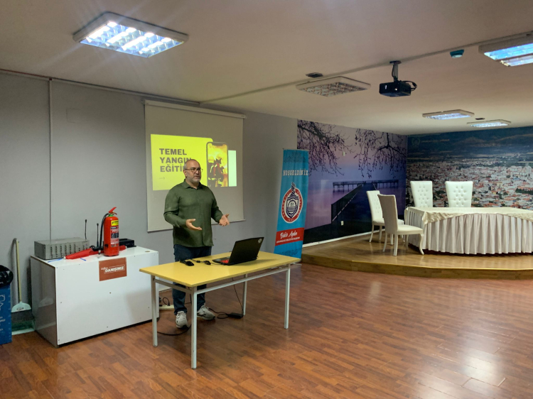 Orhangazi’de birinci seviye yangın söndürme eğitimi - Bursa Hayat Gazetesi-2