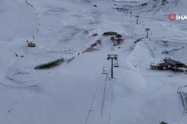 Palandöken’de kayak sezonu resmen açıldı