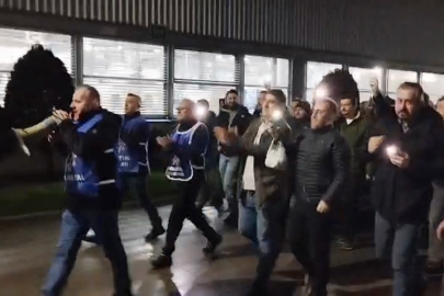 Bursa’da Bosch işçileri "Işıklı Eylem" ile taleplerini dile getirdi