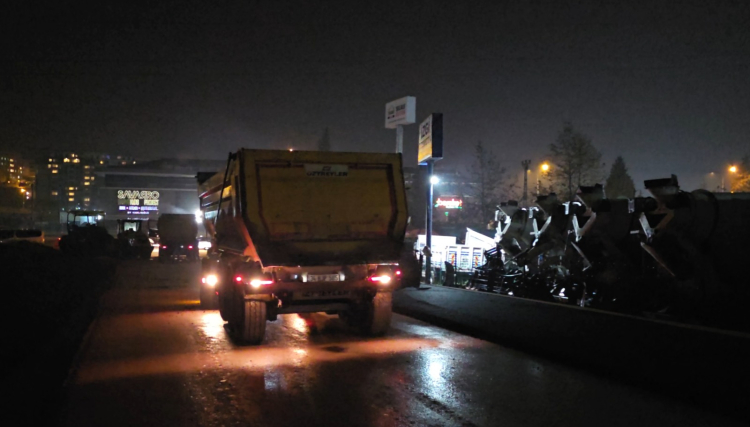 Bursa Büyükşehir’den Nilüfer’e konforlu ulaşım Çamlık Bulvarı yenilendi - Bursa Hayat Gazetesi-2