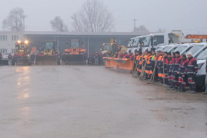 İnegöl Belediyesi ekip ve ekipmanlarıyla kışa hazır