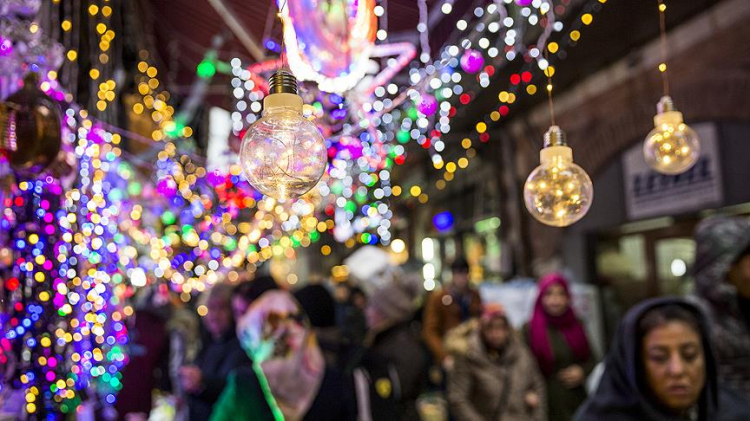 1 Ocak resmi tatil mi? Yılbaşı hangi güne denk geliyor?-Bursa Hayat Gazetesi-2