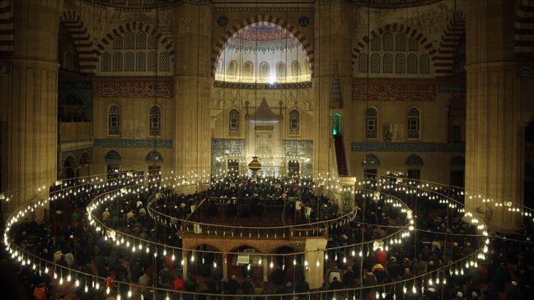 Bugün ne kandili? 25 Aralık Regaib Kandili mi?-Bursa Hayat Gazetesi-3