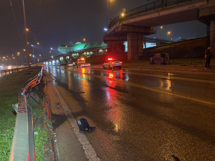 Bursa’da korkutan kaza: Takla atan araçtan mucizevi kurtuluş-Bursa Hayat Gazetesi-2