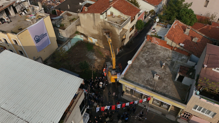 Bursa Yıldırım’da kentsel dönüşüm hızla ilerliyor: 20 bin tapu teslim edilecek!-Bursa Hayat-2