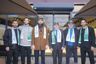 Bursaspor Chok Cafe’ye ziyarette bulundu