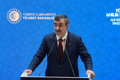 Cevdet Yılmaz'dan enflasyon mesajı: "Kalıcı düşüş gelir dağılımını iyileştirecek"