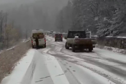 Bursa’da kar alarmı! Kapanan yollar ulaşımı durdurdu