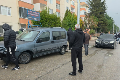 Bursa’da korkutan çarpışma: 2 kişi yaralandı!