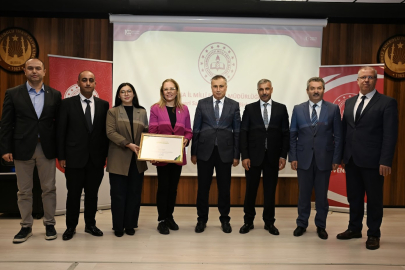 İnegöl ilkokulu sıfır atık projesiyle Bursa’da zirveye çıktı