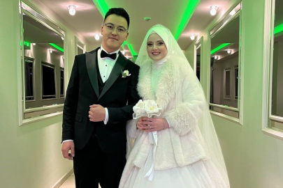 Beni 'Yalnız Bırakmayın' dedi, Bursa düğüne akın etti!