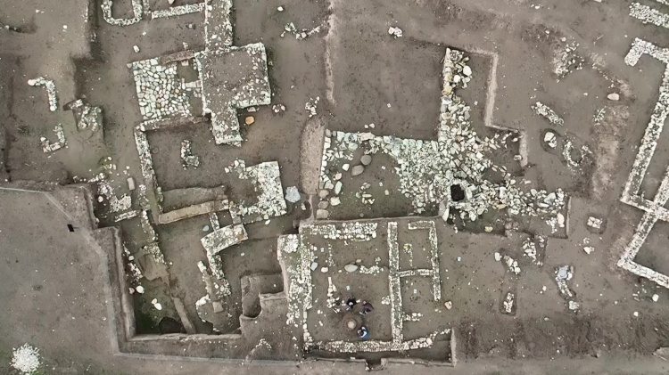 Oluz Höyük’ün karanlık sırrı! İnsan başlı boncuklar ve bebek mezarları… -Bursa Hayat-3