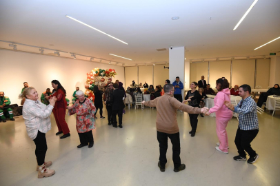 Osmangazi'de yeni yıl engel tanımadı: Kalpleri ısıtan buluşma!