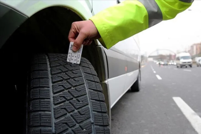 Jandarmadan Uludağ uyarısı: Kış lastiği ve zincir şart!