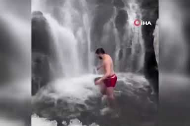 Buz gibi havada sıradışı antrenman!