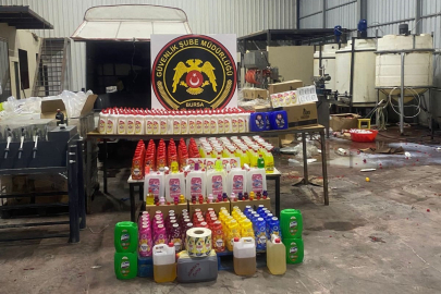 Bursa’da sahte temizlik ürünlerine darbe: Tonlarca kaçak ürün ele geçirildi