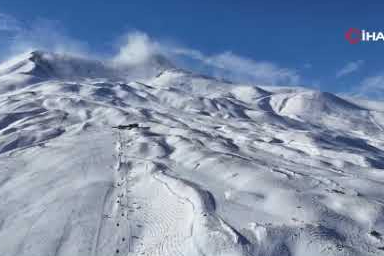 Erciyes’te yılbaşı yoğunluğu! Otellerde doluluk yüzde 100’e ulaştı