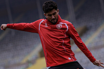 Bursaspor’a bir transfer daha! Soner Aydoğdu takıma katıldı