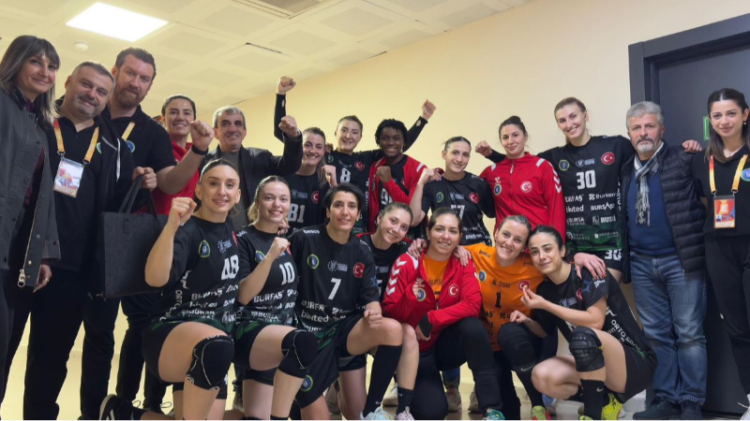 Hentbol Süper Lig’de Bursa rüzgarı: Ortahisar’ı devirdi!-Bursa Hayat-2
